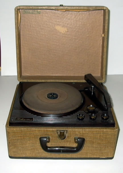 Silvertone%20portable%20record%20player_